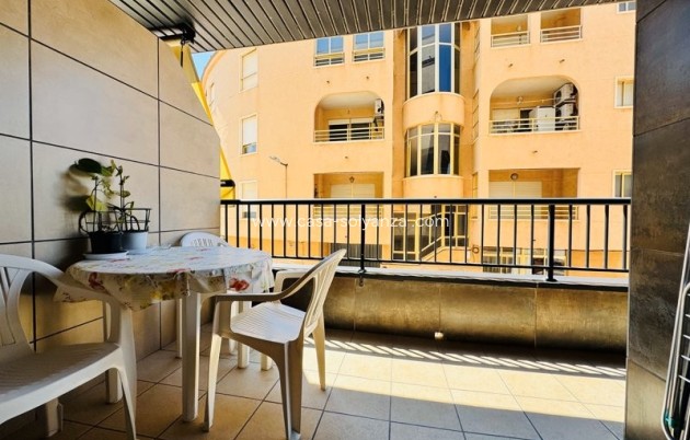 Resale - Apartment / flat - La Mata - Costa Blanca