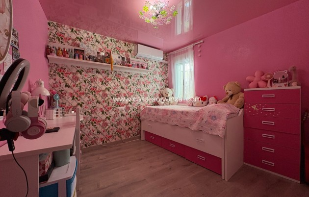 Resale - Apartment / flat - Torrevieja - Costa Blanca