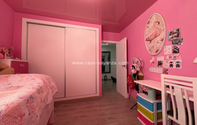 Resale - Apartment / flat - Torrevieja - Costa Blanca