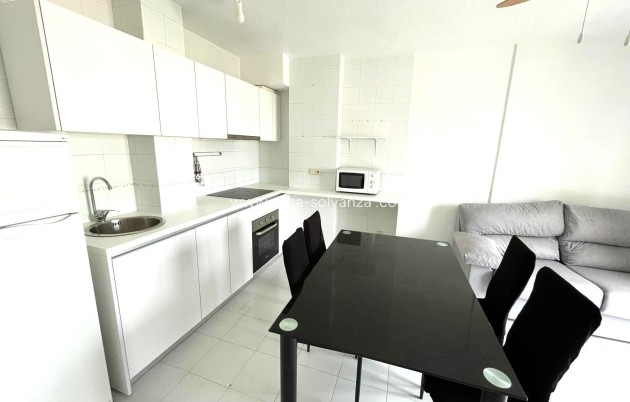 Resale - Apartment / flat - Torrevieja - Center