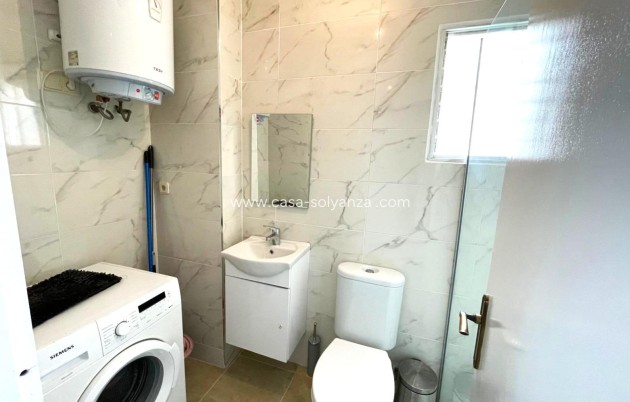 Resale - Apartment / flat - Torrevieja - Center