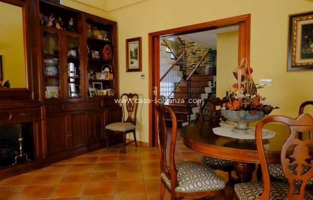 Revente - Villa - Orihuela - Orihuela Ciudad