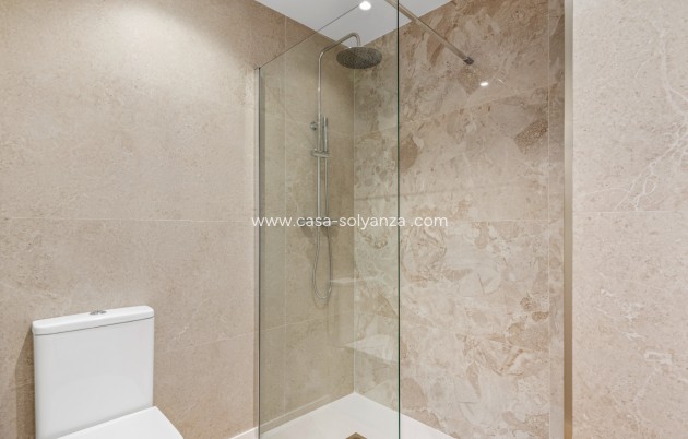 Resale - Apartment / flat - Punta Prima - Beachside