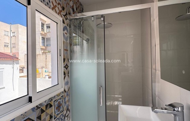 Revente - Maison de ville - Torrevieja - Center