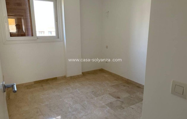 Herverkoop - Appartement / flat - Torrevieja - Punta Prima