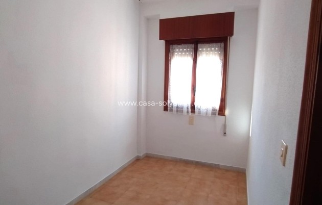 Resale - Apartment / flat - Torrevieja - La Mata
