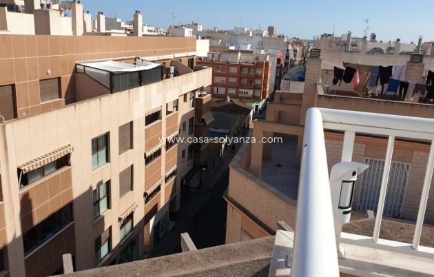 Resale - Apartment / flat - Torrevieja - Center