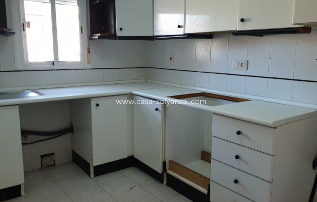 Resale - Apartment / flat - Torrevieja - Center