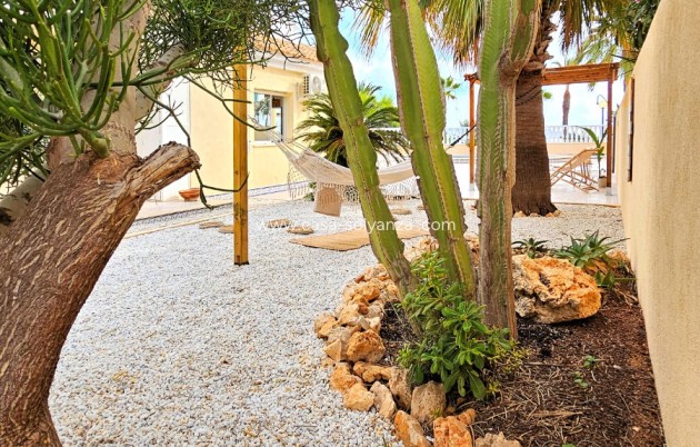 Resale - Villa - Los Urrutias - Estrella De Mar