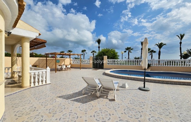 Resale - Villa - Los Urrutias - Estrella De Mar