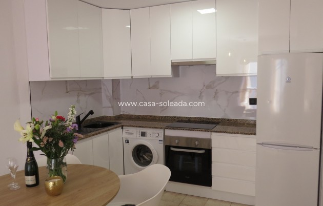 Resale - Apartment / flat - Orihuela Costa - La Zenia