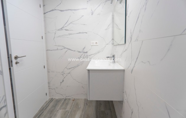Resale - Apartment / flat - Torrevieja