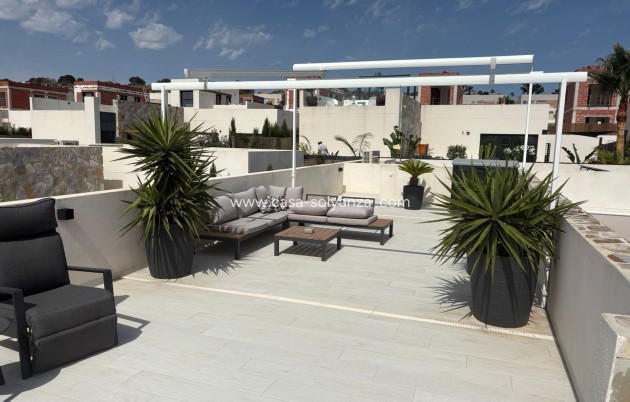 Resale - Villa - Algorfa - La Finca Golf Resort