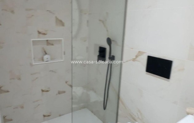 Resale - Apartment / flat - Guardamar del Segura - El Raso