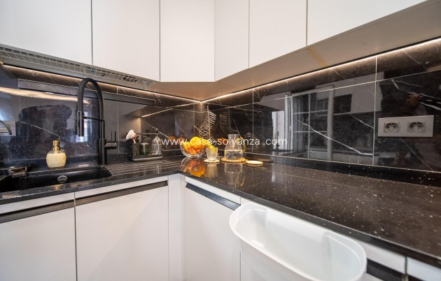 Resale - Townhouse - Orihuela Costa - Pau 26