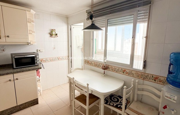 Resale - Apartment / flat - Torrevieja - Estacion Autobuses