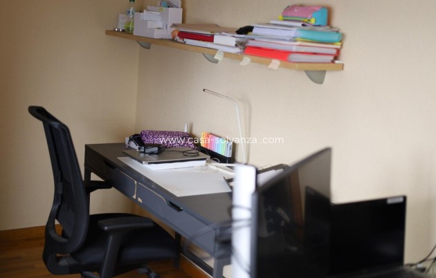 Resale - Apartment / flat - Torrevieja - Estacion Autobuses