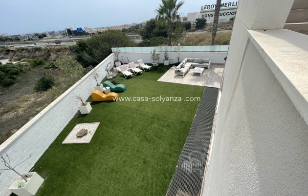 Resale - Villa - Cabo Roig - Costa Blanca