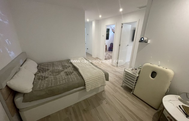 Resale - Villa - Cabo Roig - Costa Blanca