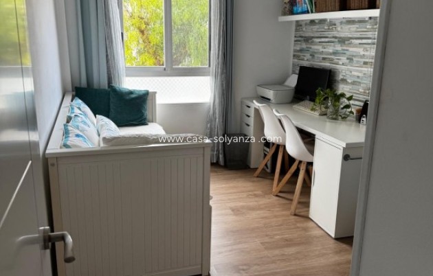 Resale - Apartment / flat - Albir - Costa Blanca