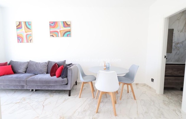 Resale - Semi-detached house - Torrevieja - San Luis