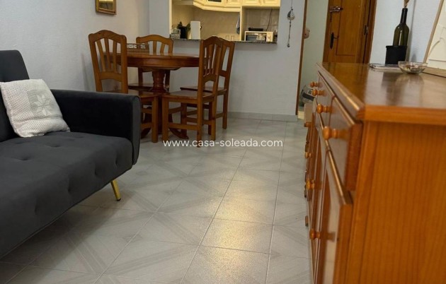 Revente - Appartement - Torrevieja - Playa De Los Naufragos
