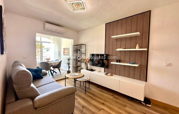 Revente - Appartement - Torrevieja - Los Balcones