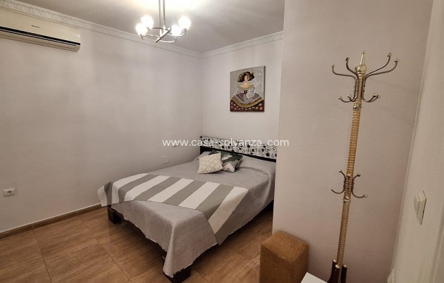 Resale - Apartment / flat - Torrevieja - Playa del Cura
