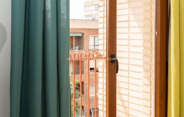 Revente - Appartement - Torrevieja - Acequion
