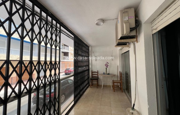 Wiederverkauf - Wohnung - Torrevieja - Playa del Cura