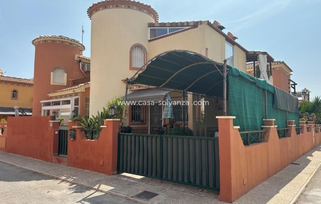 Resale - Villa - Orihuela Costa - Playa Flamenca