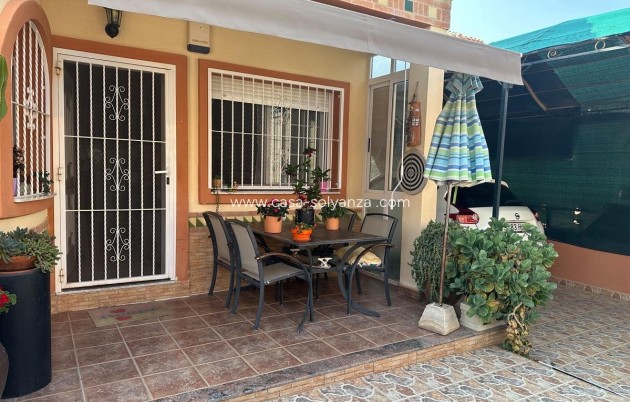 Resale - Villa - Orihuela Costa - Playa Flamenca