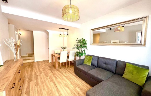 Resale - Townhouse - Orihuela - Urbanización Perla del Mar