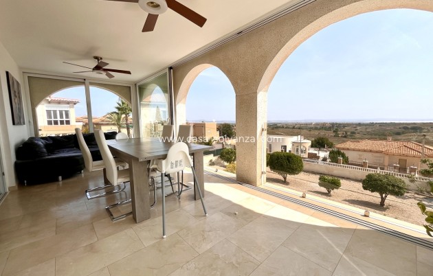 Wiederverkauf - Villa - San Miguel de Salinas