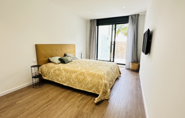 Herverkoop - Villa - Las Colinas Golf Resort