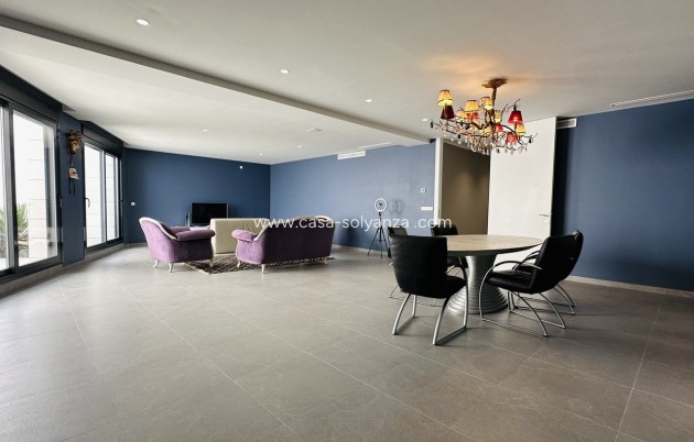 Herverkoop - Villa - Las Colinas Golf Resort