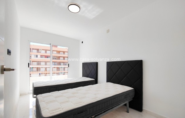 Wiederverkauf - Wohnung - Orihuela Costa