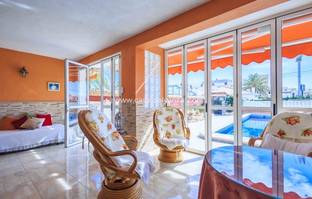 Herverkoop - Villa - Orihuela Costa