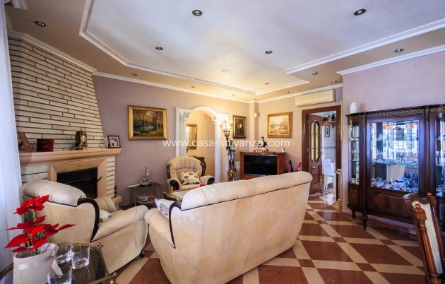 Herverkoop - Villa - Orihuela Costa