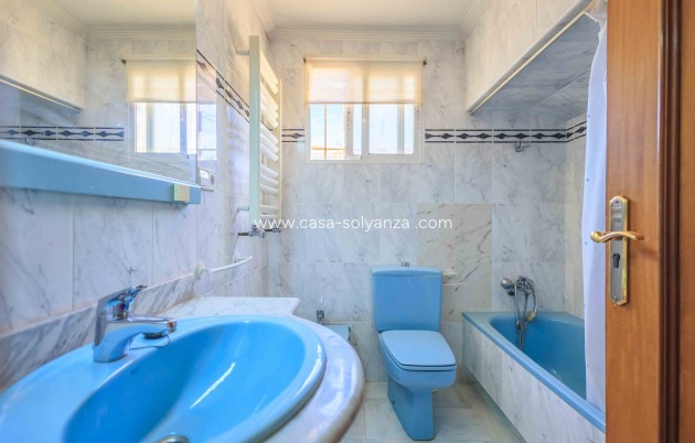 Herverkoop - Villa - Orihuela Costa