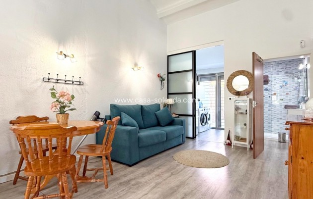 Revente - Villa - Orihuela Costa - Punta Prima