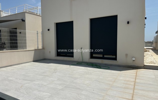Resale - Villa - San Miguel de Salinas - San Miguel Salinas