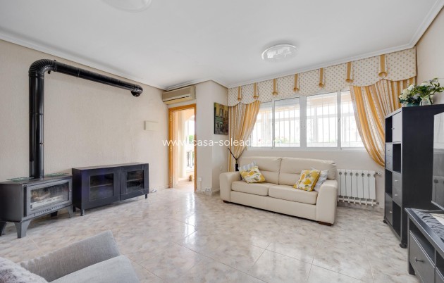 Wiederverkauf - Villa - Orihuela Costa - Villamartín