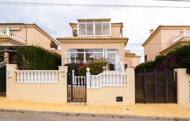 Wiederverkauf - Villa - Orihuela Costa - Villamartín