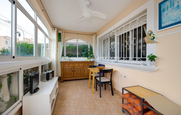 Wiederverkauf - Villa - Orihuela Costa - Villamartín