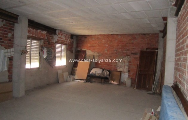 Resale - Townhouse - Yecla - Inland