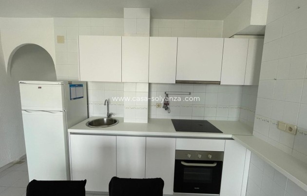 Resale - Apartment / flat - Torrevieja - LA LOMA