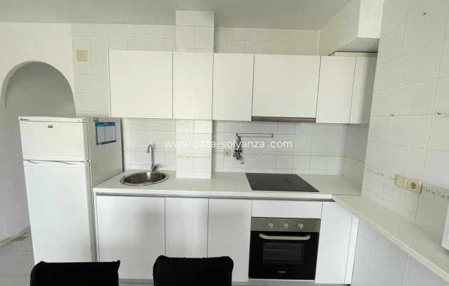 Resale - Apartment / flat - Torrevieja - LA LOMA