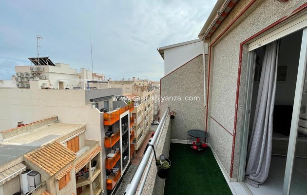 Resale - Apartment / flat - Torrevieja - LA LOMA