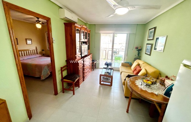 Resale - Apartment / flat - El Chaparral - Inland